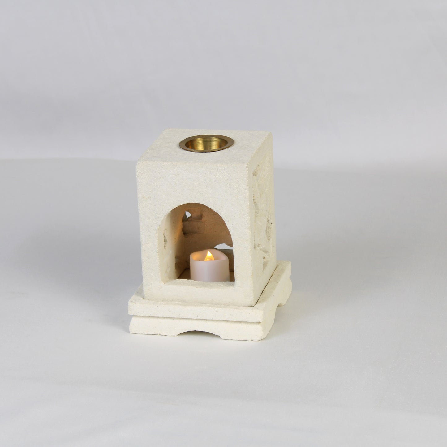 Leaf-Themed Limestone Oil Warmer LOW004