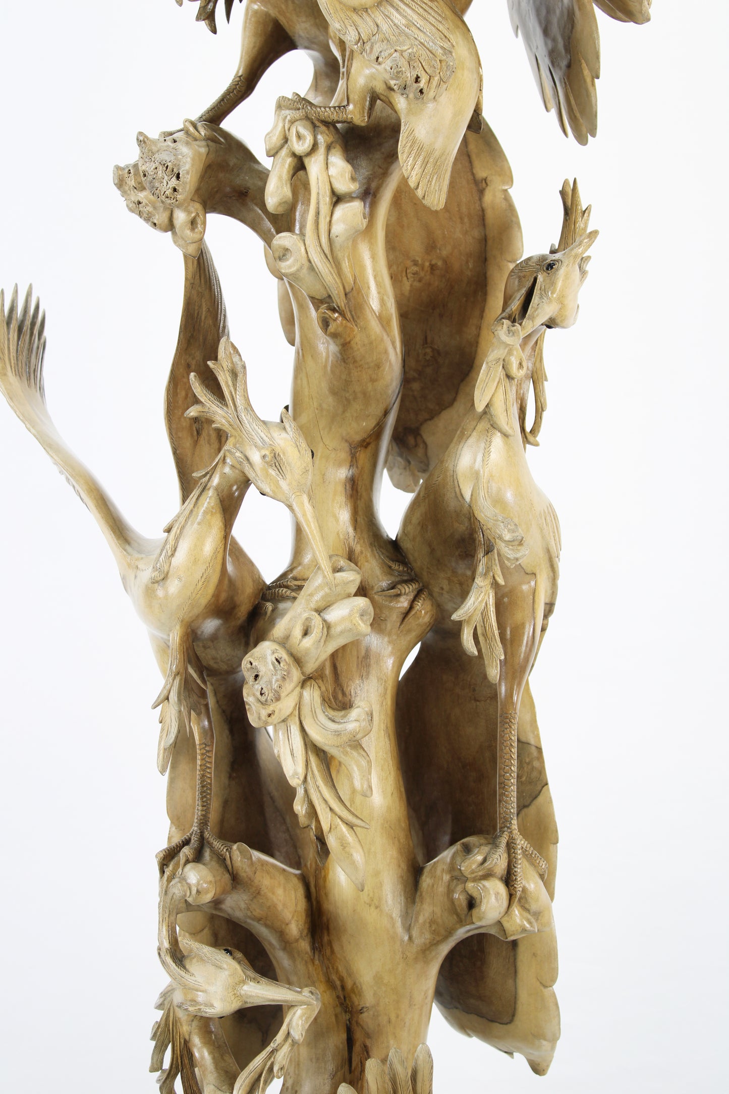 Handcrafted Wooden Wildlife Sculpture SPL029