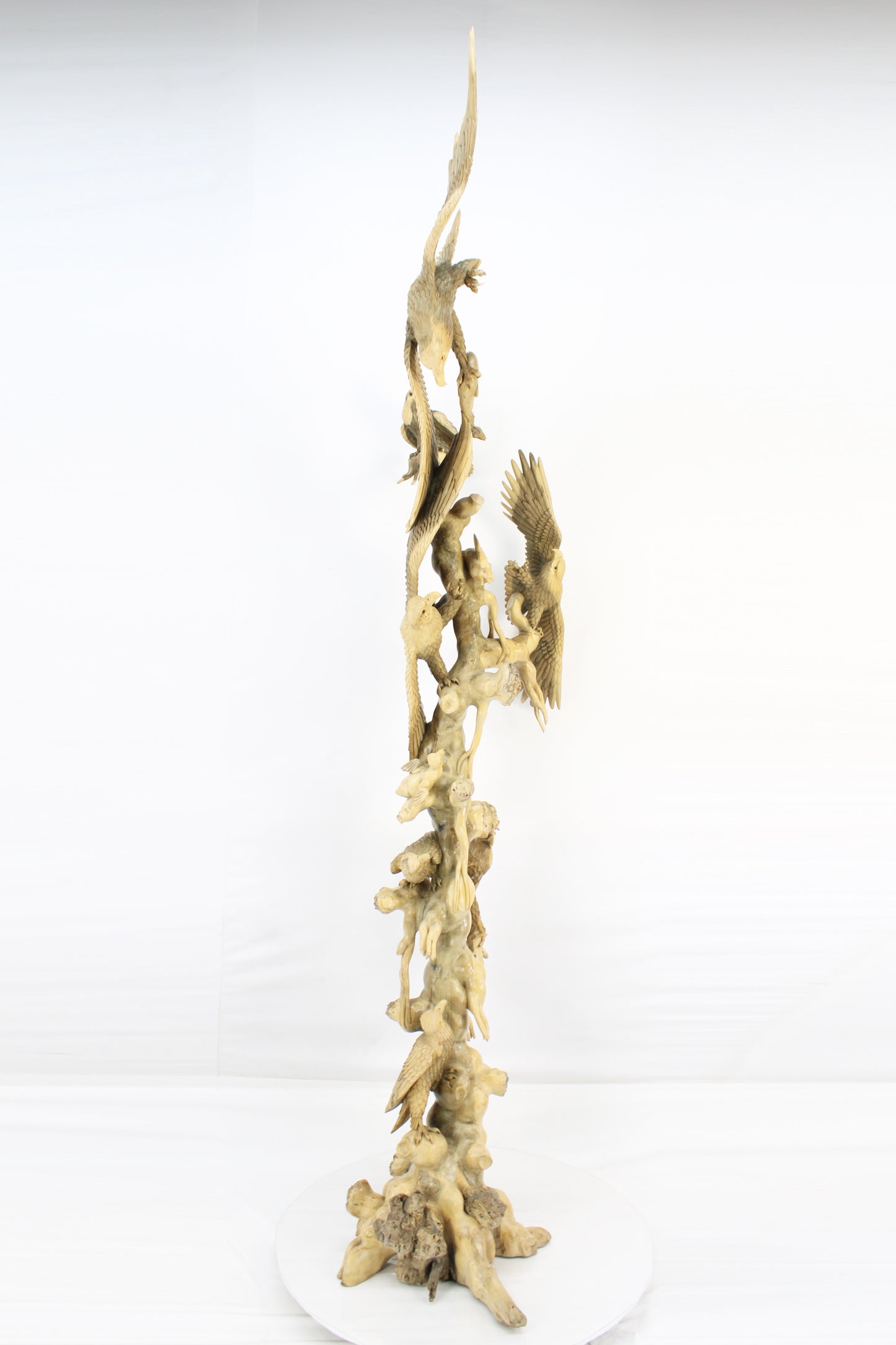 Handcrafted Wooden Wildlife Sculpture SPL031
