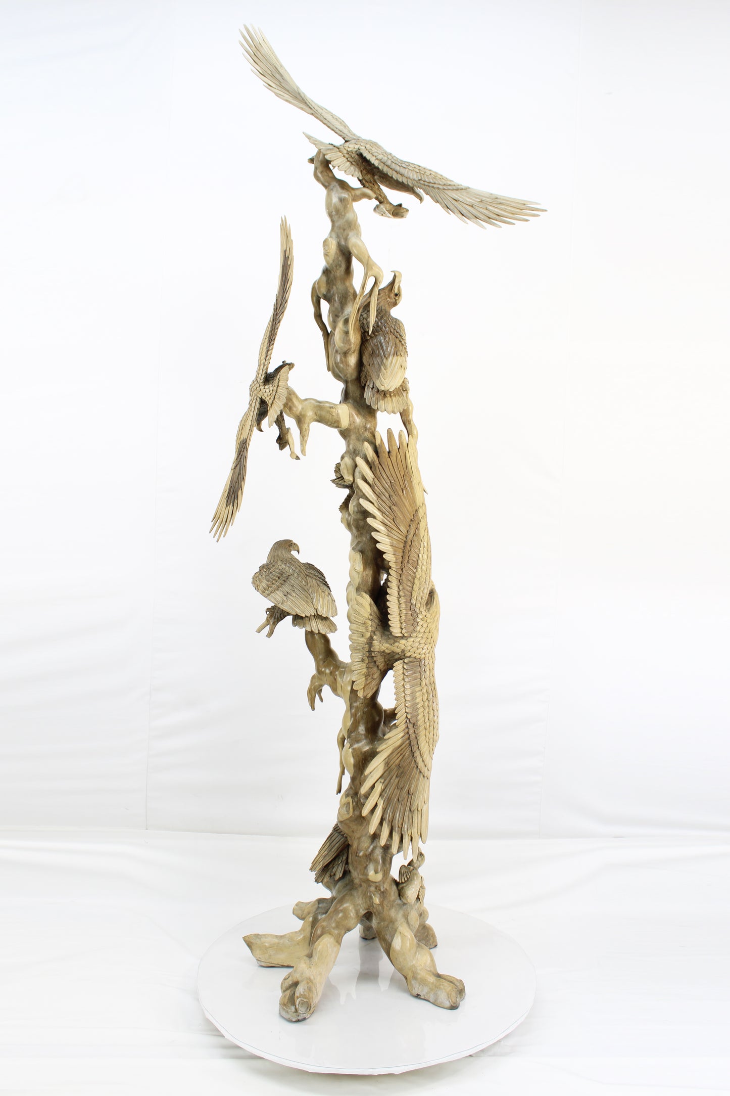 Handcrafted Wooden Wildlife Sculpture SPL033