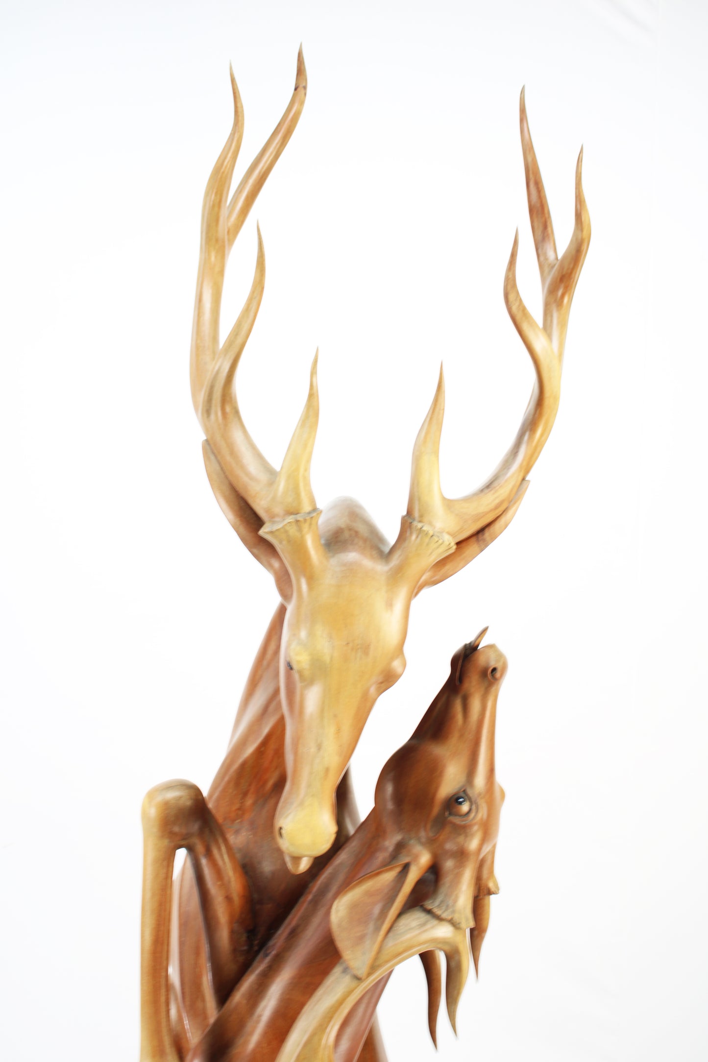 Handcrafted Wooden Wildlife Sculpture SPL034