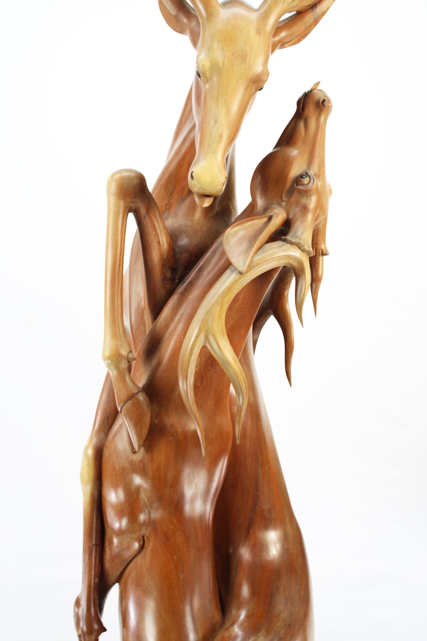Handcrafted Wooden Wildlife Sculpture SPL034