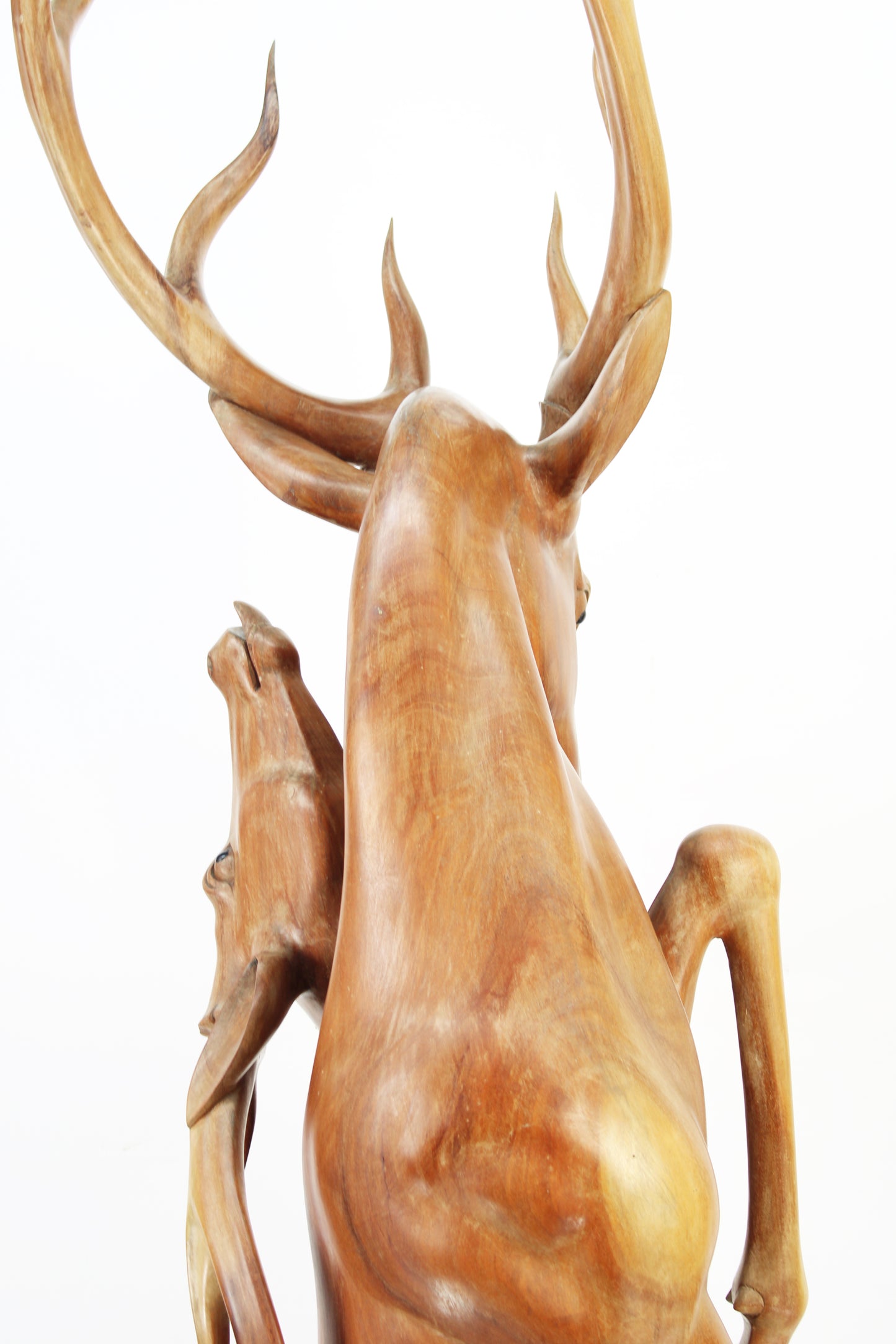 Handcrafted Wooden Wildlife Sculpture SPL034